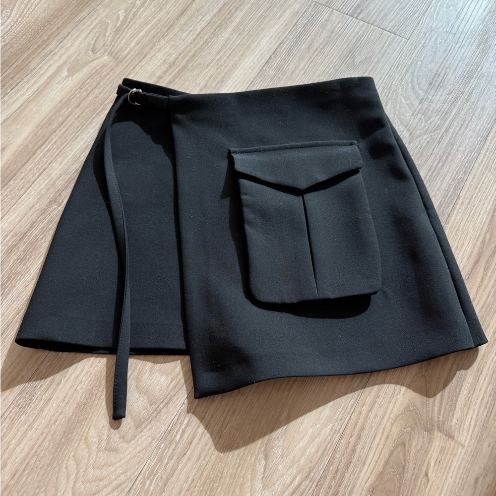 Zara Cargo Skort